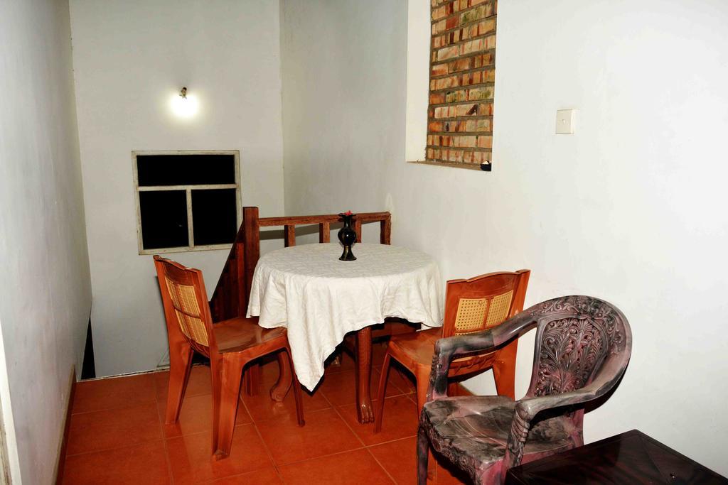 Sampathaa Residence Negombo Dış mekan fotoğraf
